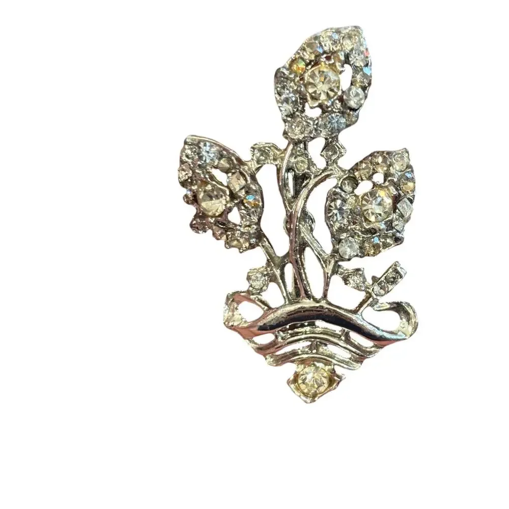 Vintage Rhinestone Flower Basket Brooch Silver Tone Bridal 1940s 50s